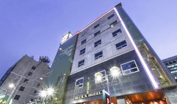 Blixx Hotel Szuvon Kültér fotó